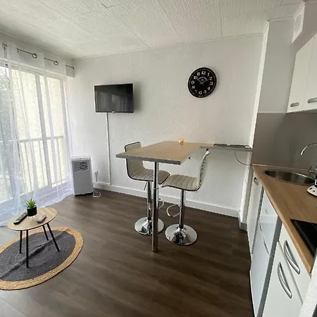 Le Pharo Avec Piscine 公寓