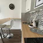 Apartment Le Pharo Avec Piscine *