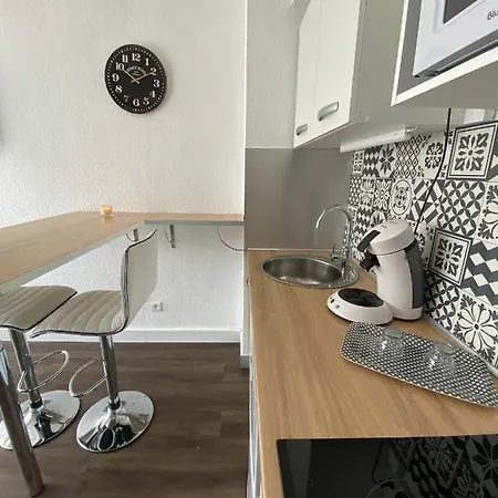 Daire Le Pharo Avec Piscine *